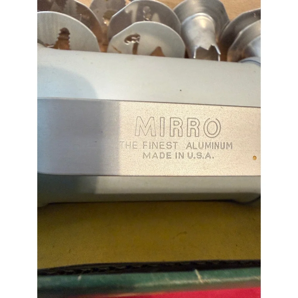 Vintage Mirro Aluminum Cookie and Pastry Press Set with 12 Plates 3 Tips USA